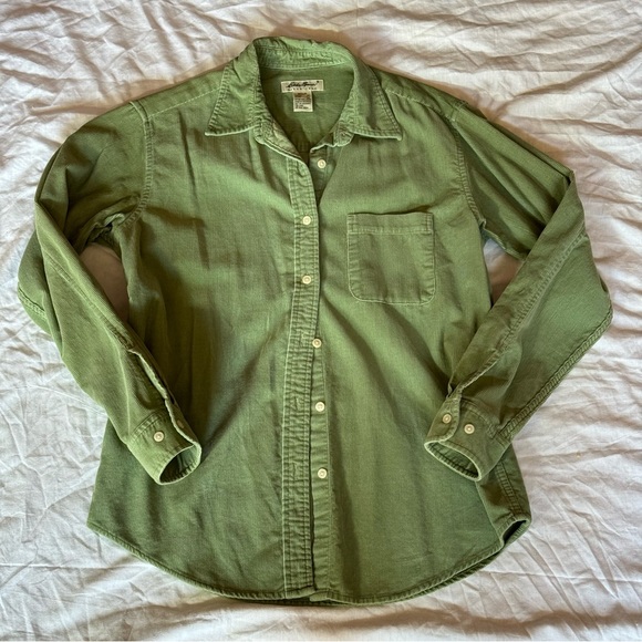 Sold! - Eddie Bauer women’s corduroy long sleeve button up - Picture 1 of 3